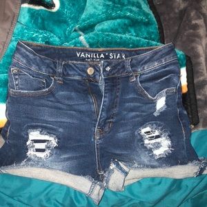 Vanilla Star shorts